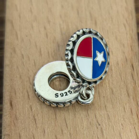 Pandora Texas Flag Exclusive Charm, S925 Silver Bracelets - Picture 4 of 4
